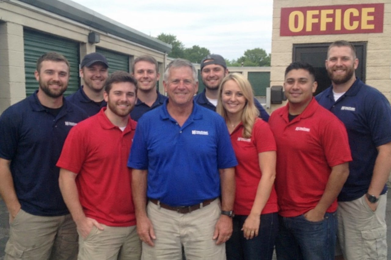 Water damage restoration professionals in Camden, NJ